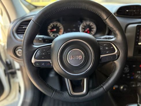 Used 2018 Jeep Renegade Limited w/ UConnect 8.4 Nav Group image 20