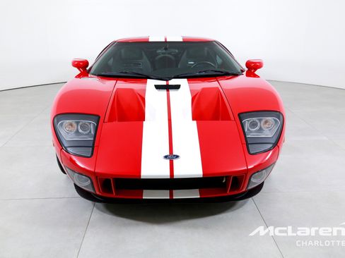 Used 2005 Ford GT image 4