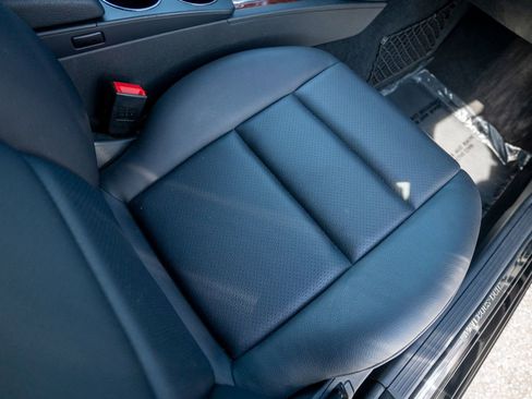 Used 2011 Mercedes-Benz C 300 4MATIC Sedan image 30