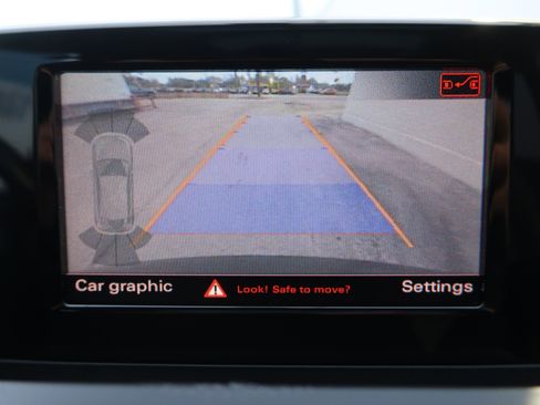 Used 2017 Audi Q3 2.0T Premium image 18