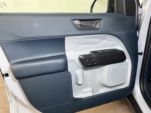 New 2025 Ford Maverick XLT w/ XLT Luxury Package image 19