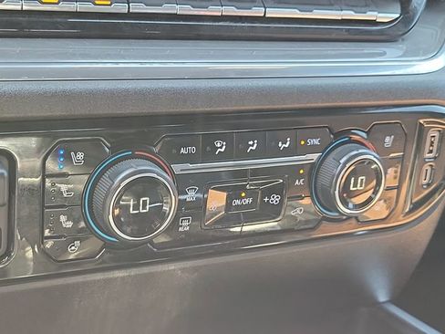 Used 2024 Chevrolet Silverado 1500 High Country w/ Technology Package image 22