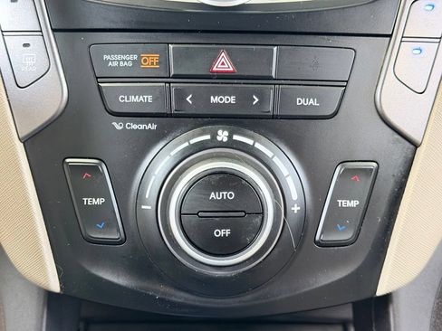 Used 2016 Hyundai Santa Fe Sport w/ Option Group 04 AWD/4WD image 58