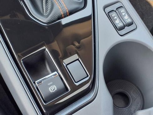 New 2025 Subaru Crosstrek 2.5i Limited w/ Crosstrek Mirror Package image 33