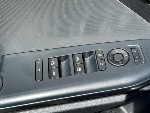 Used 2025 Kia K4 FWD image 14
