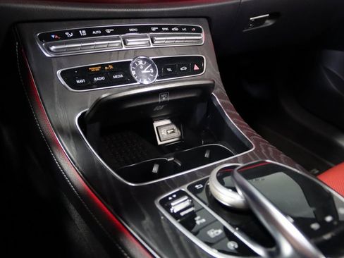 Used 2020 Mercedes-Benz E 450 Cabriolet image 52