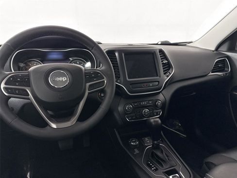 Used 2022 Jeep Cherokee Latitude Lux w/ Sun & Sound Group AWD/4WD image 31