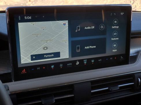 Certified 2024 Lincoln Corsair AWD w/ Equipment Group 101A image 18