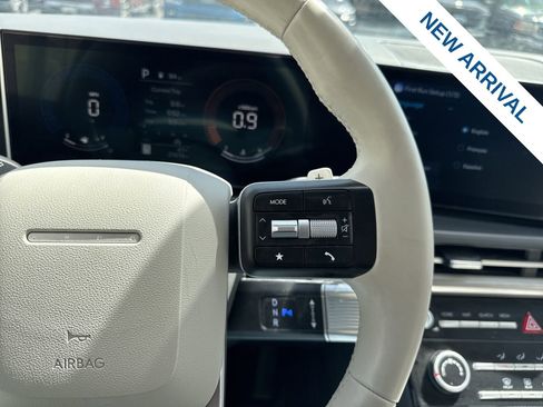 Used 2024 Hyundai Santa Fe SE image 23