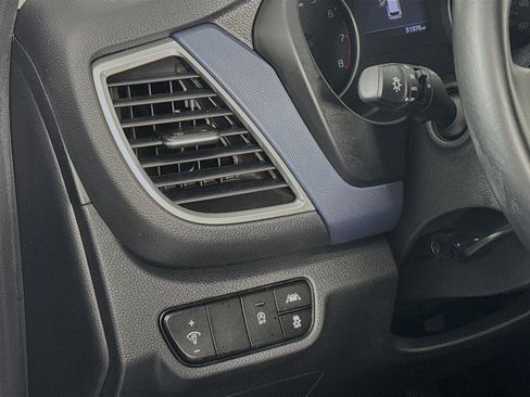 Used 2021 Kia Seltos S image 10