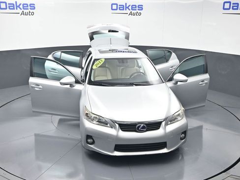 Used 2013 Lexus CT 200h w/ Premium Pkg w/Navigation FWD image 57