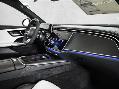 New 2026 Mercedes-Benz E 53 AMG e 4MATIC Sedan image 24