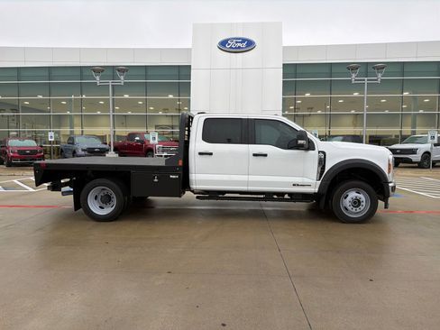 New 2025 Ford F550 4x4 Crew Cab Super Duty image 6