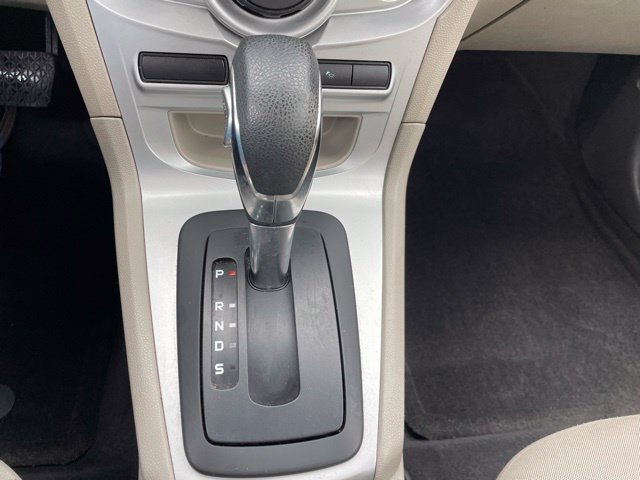 Used 2017 Ford Fiesta SE FWD image 37