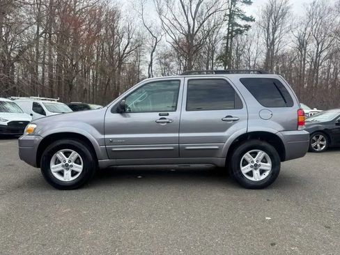 Used 2007 Ford Escape 4WD Hybrid image 4