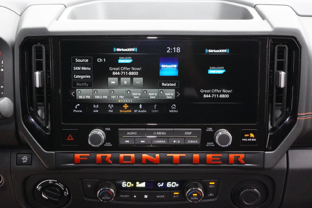 Used 2025 Nissan Frontier PRO-4X AWD/4WD image 13