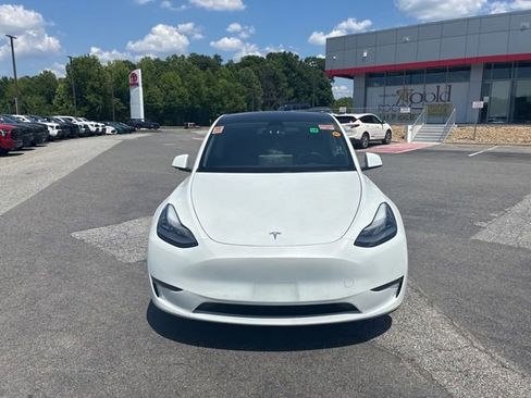 Used 2021 Tesla Model Y Long Range AWD/4WD image 2