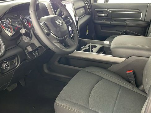 New 2025 RAM 2500 Big Horn AWD/4WD image 13