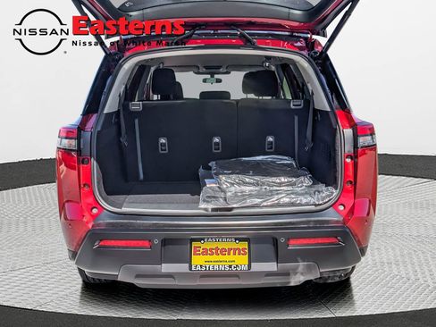 New 2026 Nissan Pathfinder SV AWD/4WD image 10