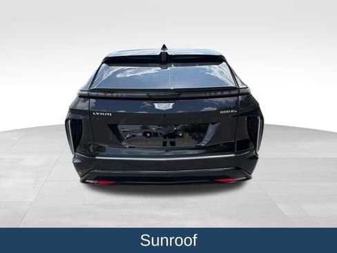 Used 2024 Cadillac Lyriq Luxury AWD/4WD image 10