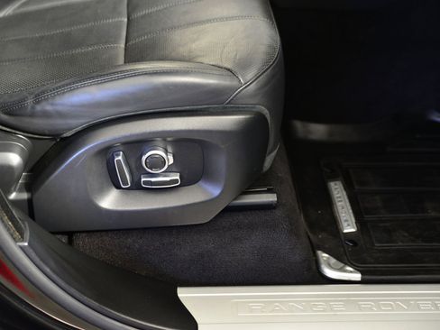 Used 2016 Land Rover Range Rover Sport HSE image 10