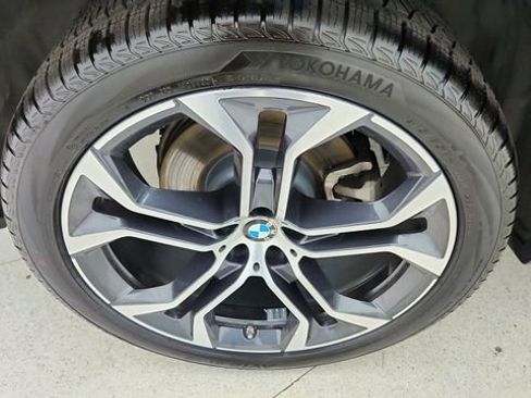 Used 2022 BMW X5 sDrive40i w/ Premium Package RWD image 60