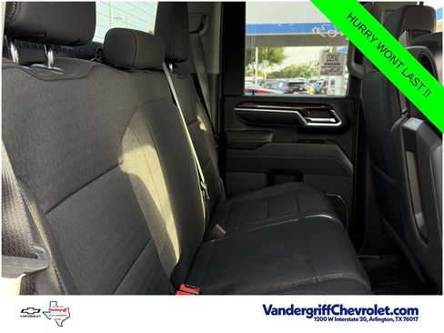 Used 2025 GMC Sierra 2500 SLE AWD/4WD image 26