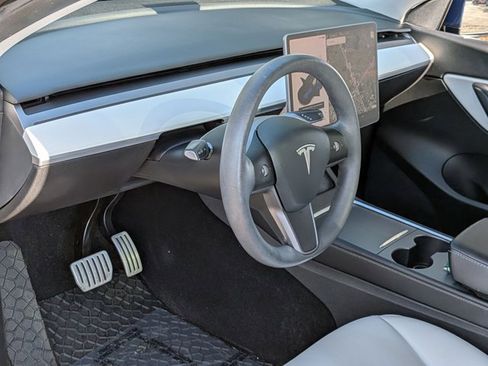 Used 2021 Tesla Model Y Performance image 10