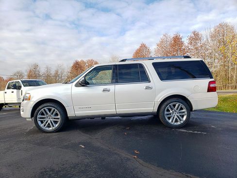 Used 2017 Ford Expedition EL Platinum image 8