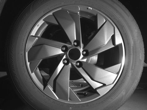 Used 2025 Nissan Rogue SV image 14