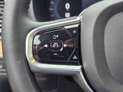 Certified 2024 Volvo XC90 T8 Plus w/ Protection Package Premier image 33