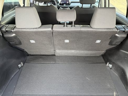 Used 2024 Toyota RAV4 XLE FWD image 34