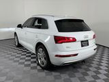 Used 2019 Audi Q5 Prestige w/ Prestige Package image 3