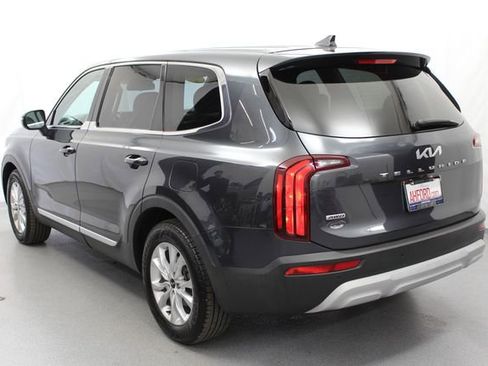 Used 2022 Kia Telluride LX AWD/4WD image 7
