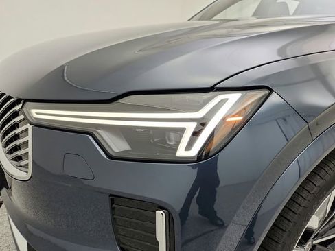 New 2026 Volvo XC90 B6 Plus w/ Protection Package image 14