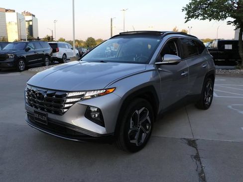 Used 2024 Hyundai Tucson Limited AWD/4WD image 3