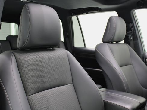 Used 2020 Lexus GX 460 Premium image 51