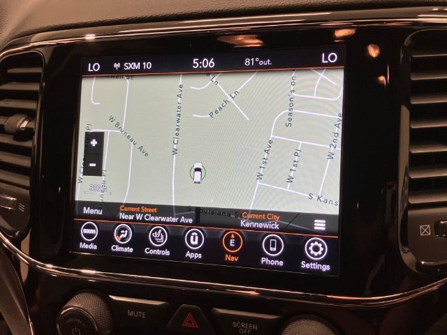 Used 2020 Jeep Grand Cherokee Altitude AWD/4WD image 31