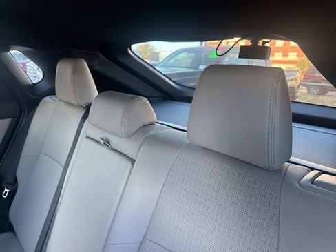 Used 2024 Toyota bZ4X Limited image 8