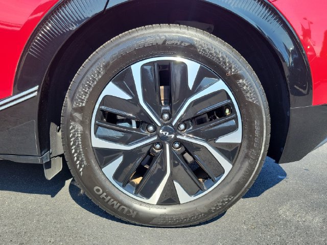 Used 2024 Kia EV6 Wind RWD image 7
