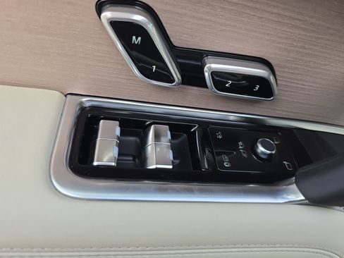 New 2026 Land Rover Range Rover SE AWD/4WD image 27