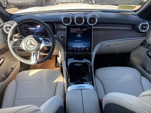New 2026 Mercedes-Benz GLC 300 4MATIC image 20