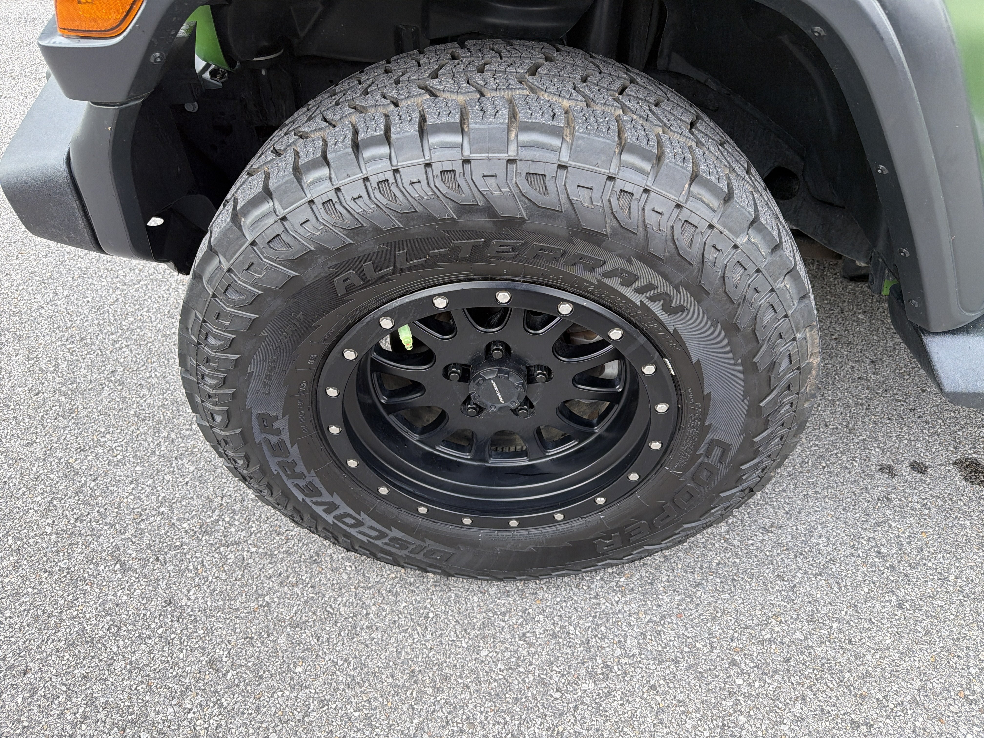 Used 2018 Jeep Wrangler Unlimited Sport S AWD/4WD image 13