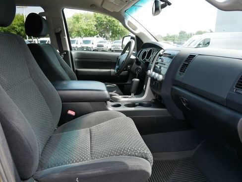 Used 2013 Toyota Tundra 2WD CrewMax w/ Tow Pkg image 15