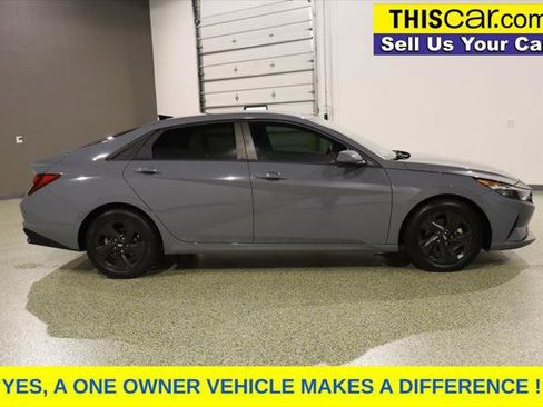 Used 2022 Hyundai Elantra SEL FWD image 9