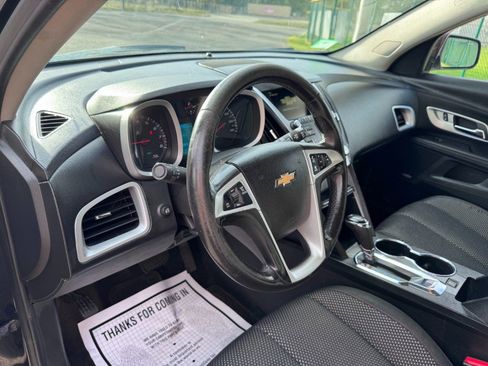 Used 2017 Chevrolet Equinox LT image 13