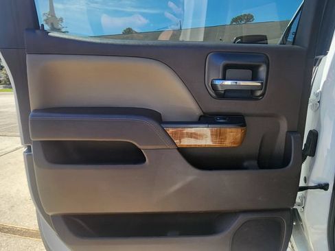 Used 2018 GMC Sierra 1500 SLT w/ SLT Premium Package AWD/4WD image 16