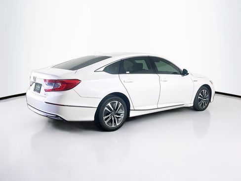 Used 2018 Honda Accord EX image 9