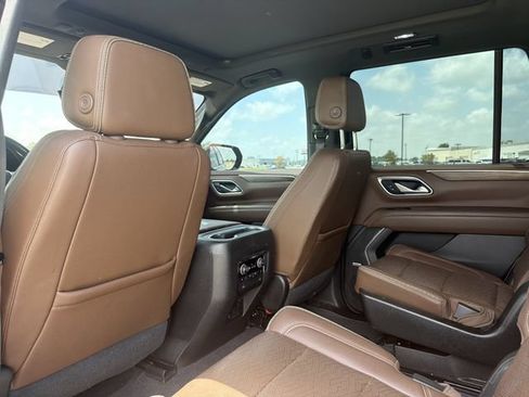 Used 2021 Chevrolet Tahoe High Country w/ Premium Package AWD/4WD image 47