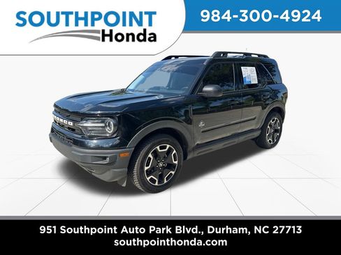 Used 2022 Ford Bronco Sport Outer Banks w/ Tech Package AWD/4WD image 3